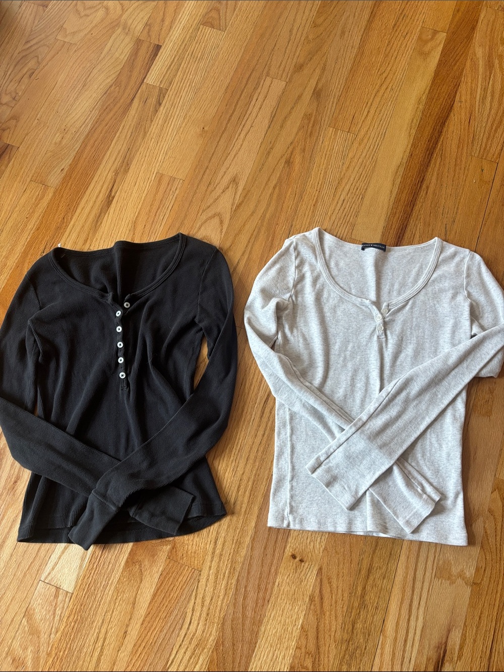 Brandy Women’s Long Sleeve Henley Top - Black & Light Gray